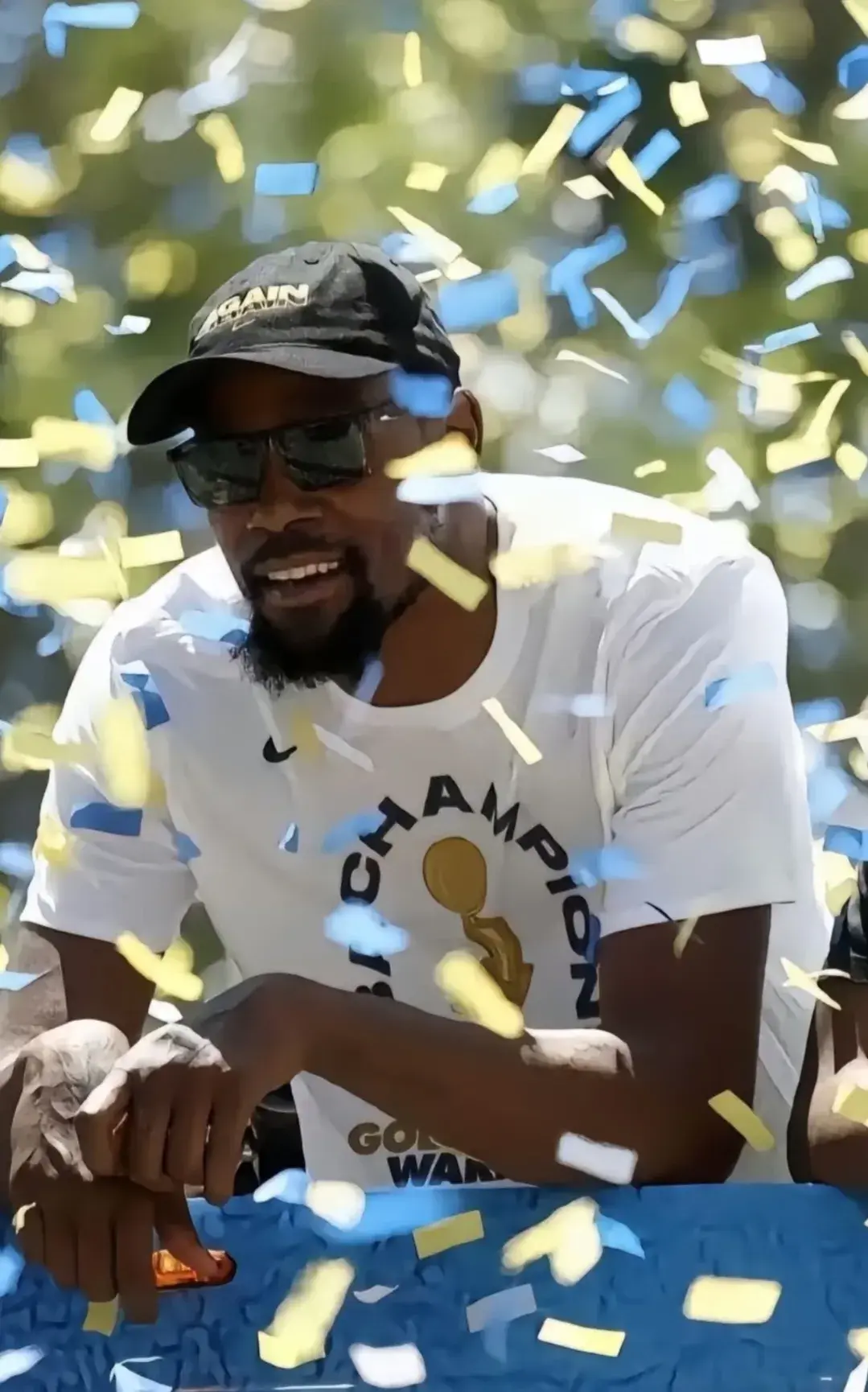 而杜兰特加, 岁身体的竞, 勇士在交易