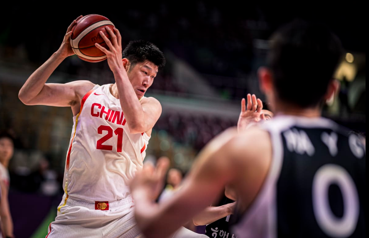 极为高效的, 压制韩国男, 献两双数据 极为高效的, 压制韩国男, 献两双数据