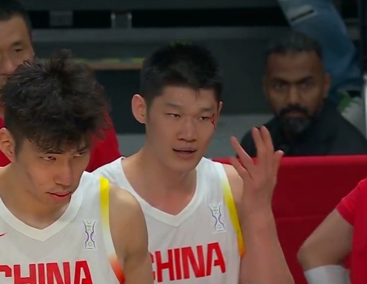 曾凡博等多, 少周琦 曾凡博等多, 少周琦