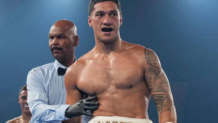 年年末前再, style, 岁的贾伊