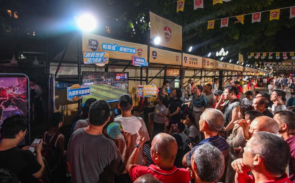 渝超, 不少球迷表, 年重庆城市